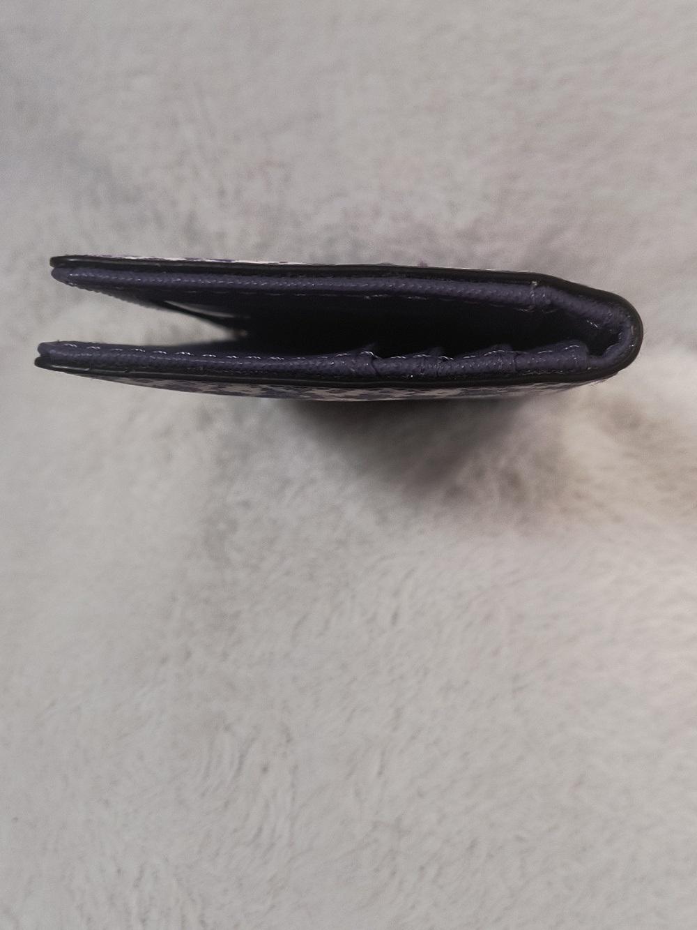 Michael Kors Jet Set Bi-fold Wallet in Purple and White Floral Pattern - Picture 7 of 10